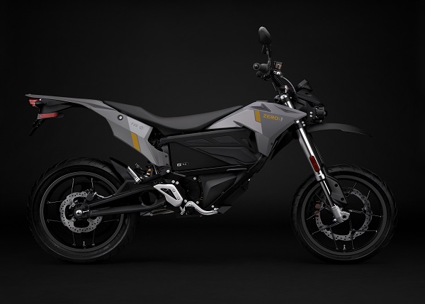 moto-elettrica-zero-fxs-2021