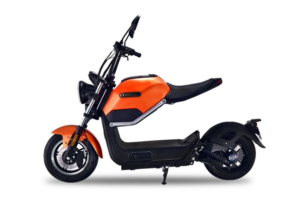 scooter elettrico sunra miku arancio